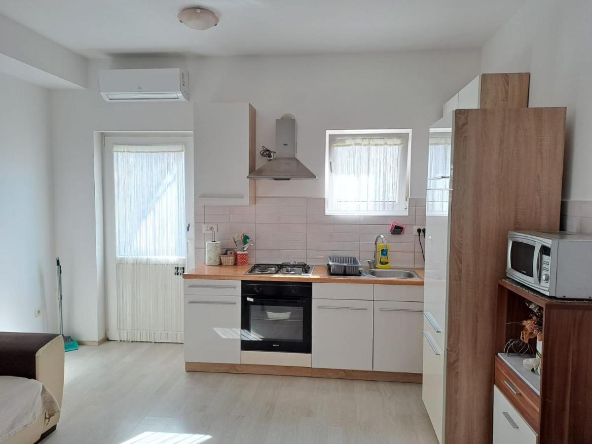 Apartament Apartman Tanja Bilice Zewnętrze zdjęcie