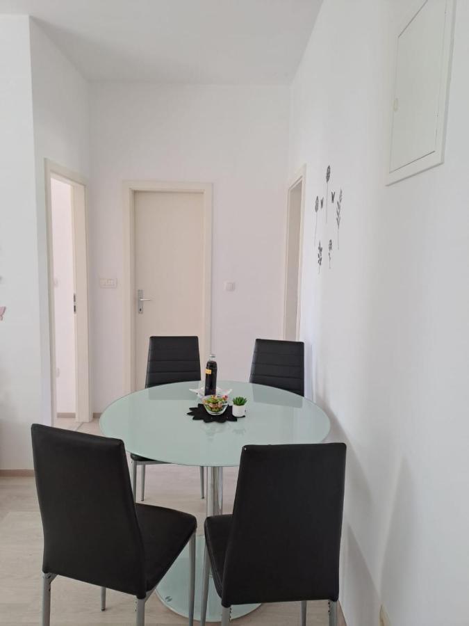 Apartament Apartman Tanja Bilice Zewnętrze zdjęcie